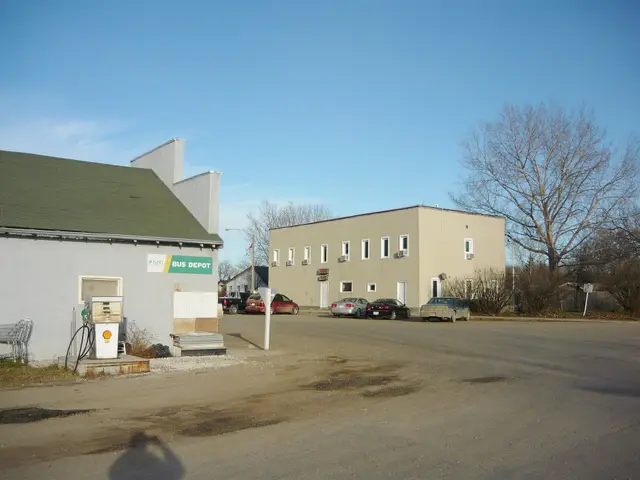 First Avenue and Struan Street, Bradwell